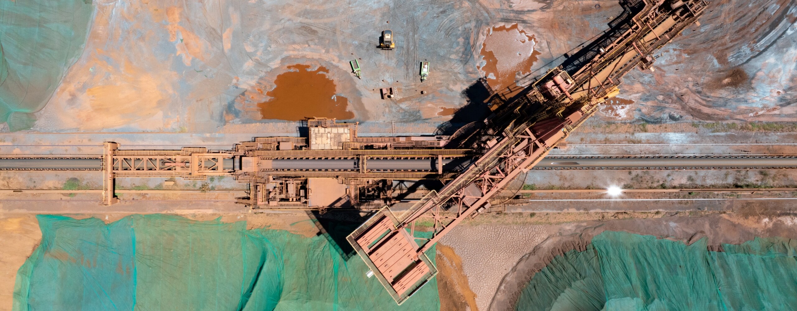 Mining site with heavy equipment